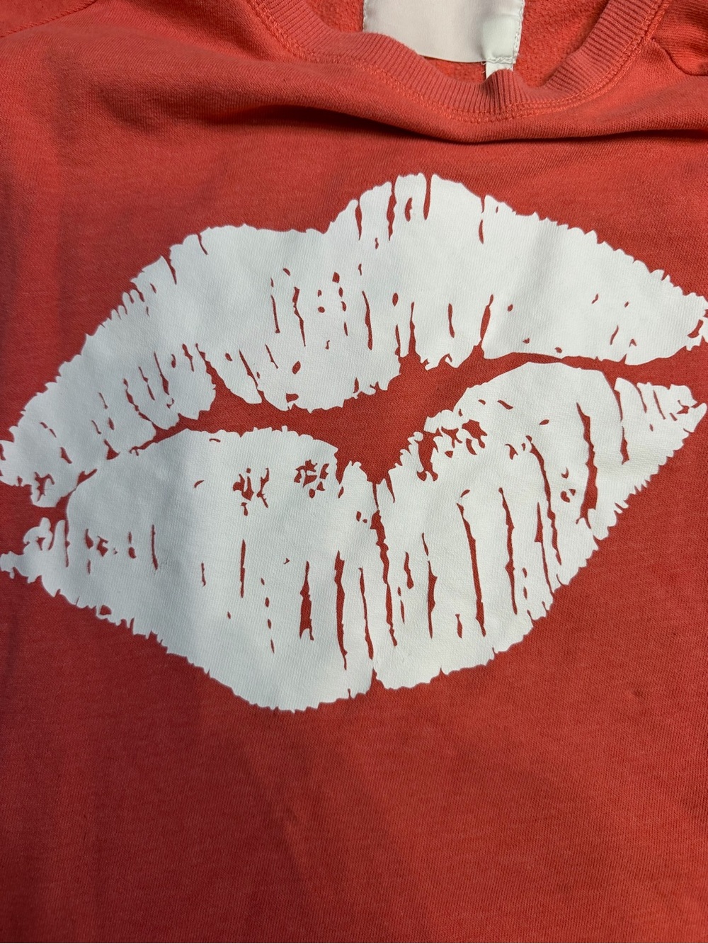 Victoria’s Secret Women’s Large Coral Lips Graphic Sweatshirt 2010s - Picture 4 of 6